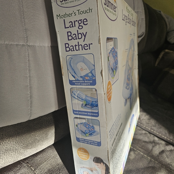 New in box 📦 large baby bather. Blue with 🐟 fish - Picture 3 of 3